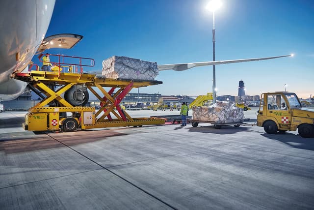 Vienna Airport achieved a historic record result in air cargo in 2025 - Air Cargo Week - Featured Image