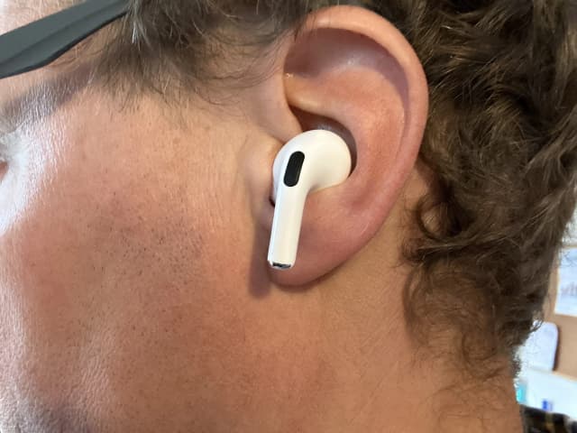 Next AirPods Pro could “see around” you and it’s all about Visual Intelligence - Featured Image