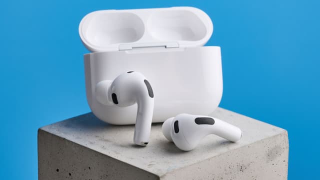 Your AirPods have a hidden camera remote feature — here's how to use it - Featured Image