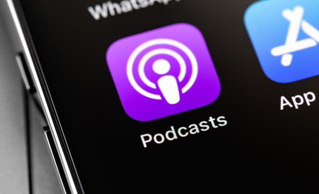 Apple Podcasts is getting an enhanced video experience this spring | TechCrunch - Featured Image