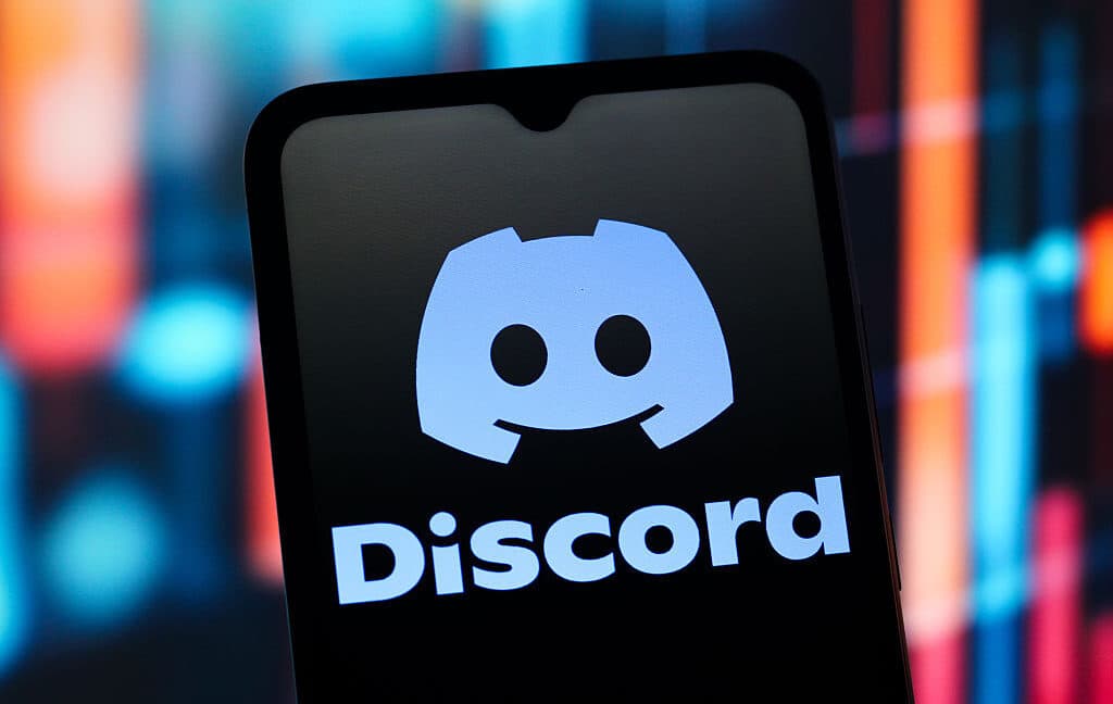 Discord faces backlash over age checks after data breach exposed 70,000 IDs - Ars Technica - Featured Image
