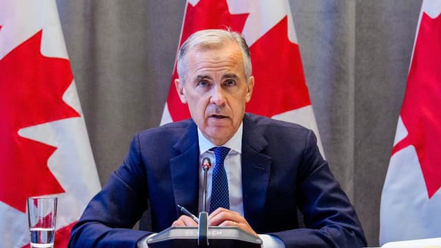 Canada Announces CA$2.3 Billion Incentives for EV Adoption, Reviews Zero-Emission Target | EV - Featured Image