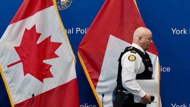 Who are the Toronto police officers accused of assisting organized crime? Here’s what we know so far | CBC News - Featured Image