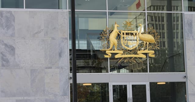 Brother accused of knocking out sister's teeth during altercation | Region Canberra - Featured Image