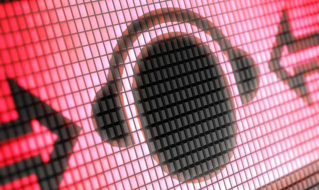 Critical flaw lets hackers track, eavesdrop via Bluetooth audio devices - Featured Image