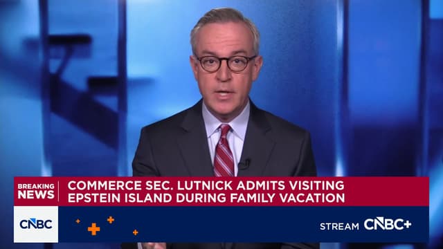 Commerce Secretary Howard Lutnick admits visiting Epstein island during family vacation - Featured Image