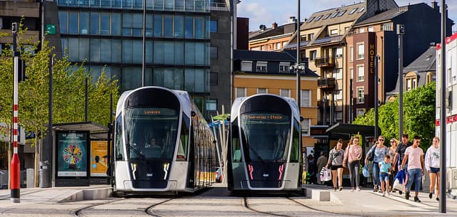 Expat Life In 2026: The Ultimate List of Destinations For Work And Leisure - Featured Image