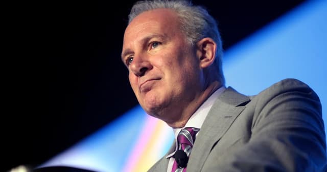 Economist Warns That By 2028, Americans Will Look Back At 2026 As ‘The Good Ol Days When Stuff In America Was So Affordable’ - Featured Image