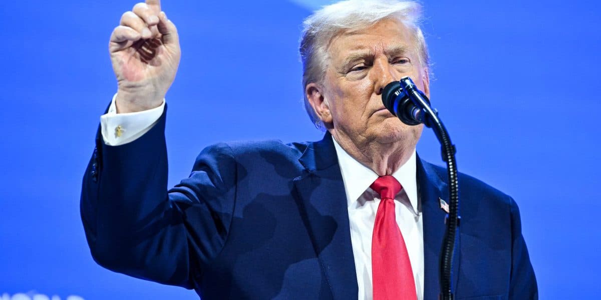 What happened at Davos was a warning to CEOs: Their companies are designed for a world that no longer exists - Featured Image