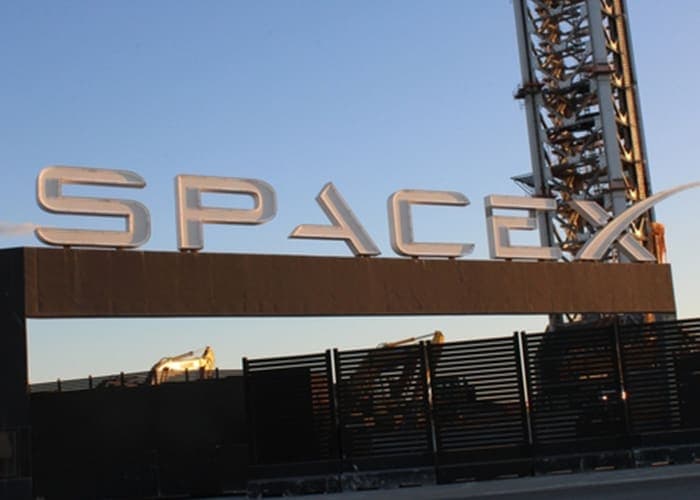 SpaceX to align space launch, satellite infrastructure and AI development under a single corporate strategy - Featured Image