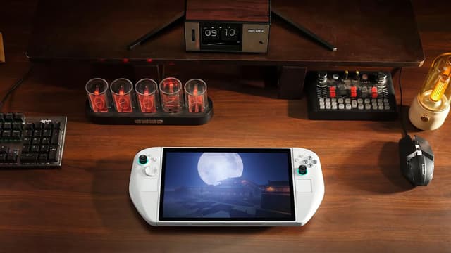 Abxylute will sell an absurd 3D handheld from Intel and Tencent Games for "under $1,700" - Featured Image
