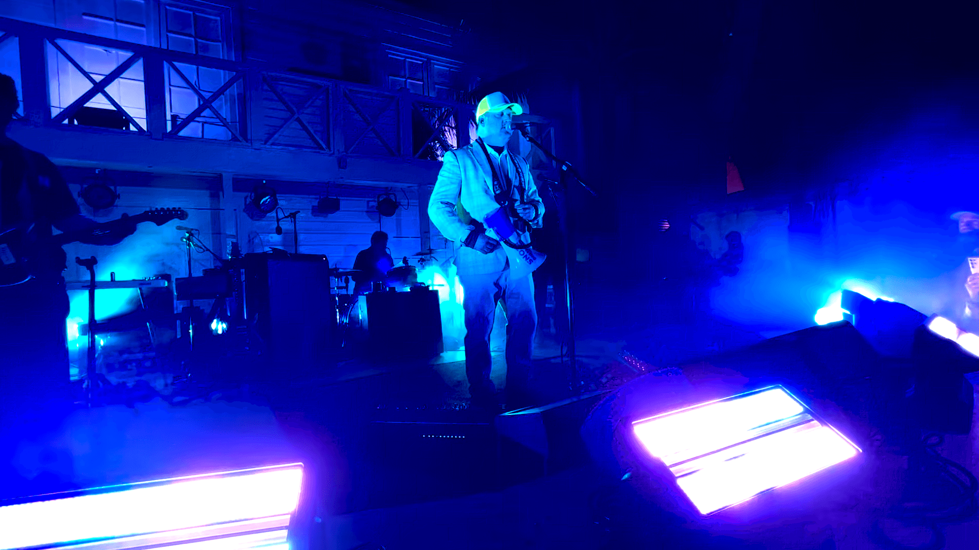 Modest Mouse Give "March Into The Sea" Its Live Debut: Watch - Featured Image