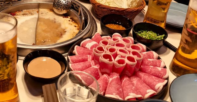 Your online reservations are telling restaurants all about you - Featured Image