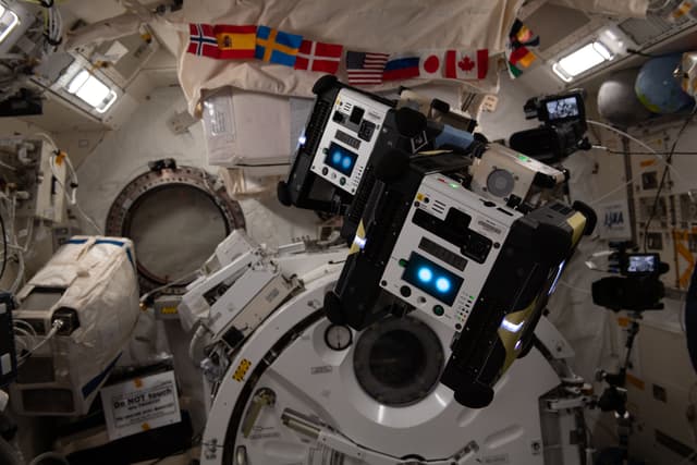 Crew Studies Robotics and Virtual Reality Advancing Space Tech - NASA - Featured Image