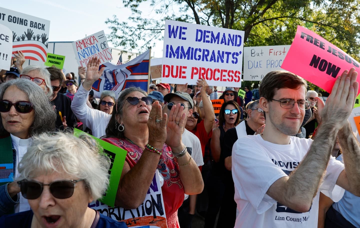 Federal appellate panel rejects Trump’s deportations under wartime law - Featured Image