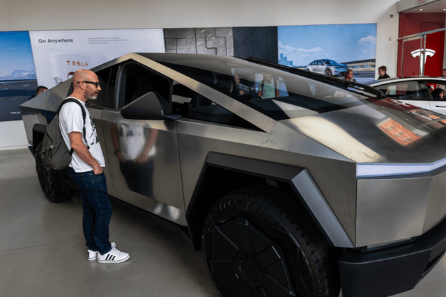 California may block Tesla sales over ‘misleading’ autopilot claims - Featured Image