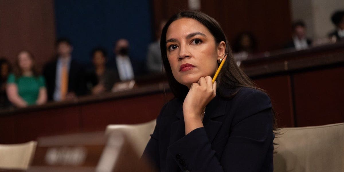 AOC says people are being 'algorithmically polarized' by social media - Featured Image
