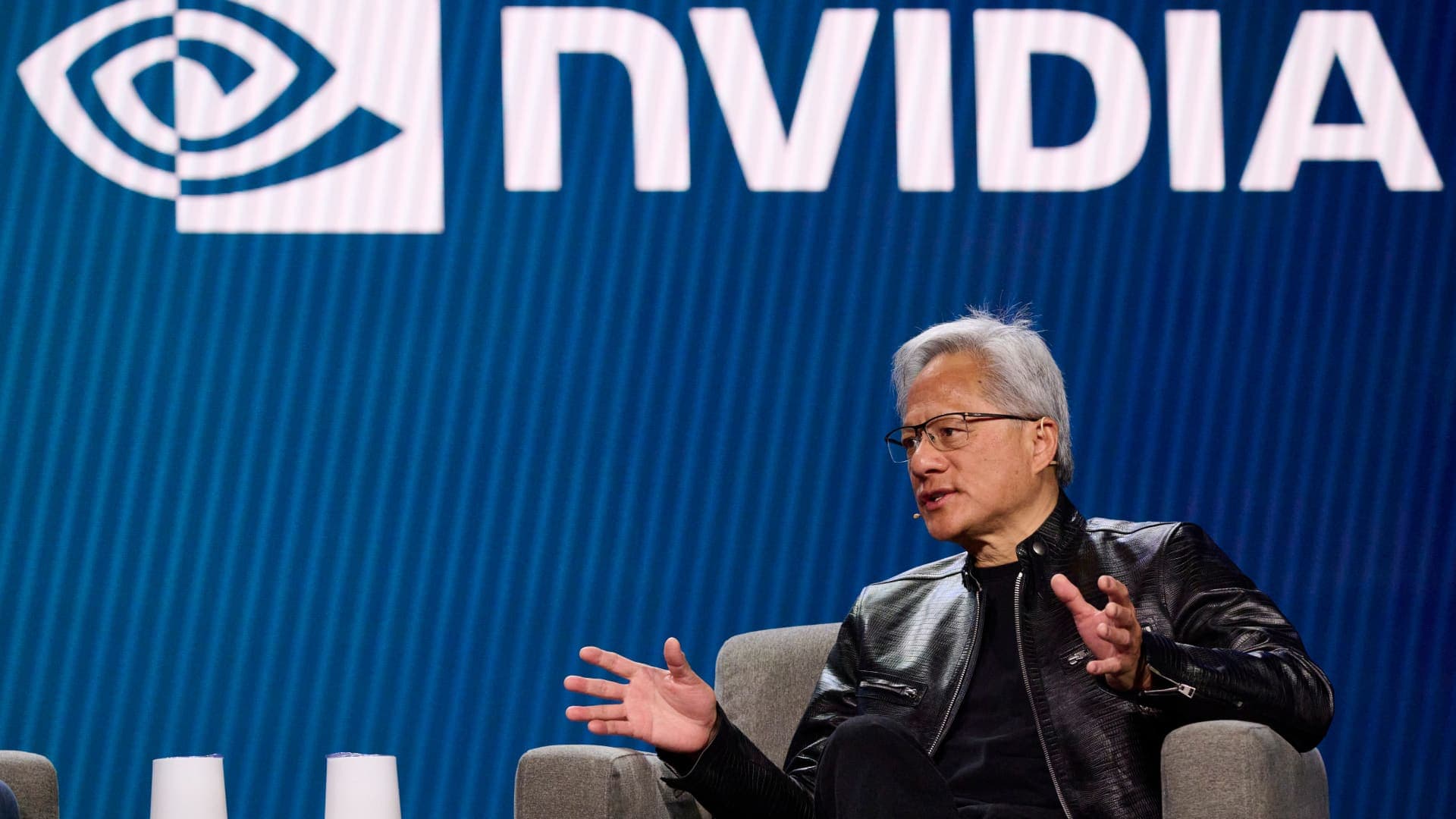 China gives green light to importing first batch of Nvidia's H200 AI chips, sources say: Reuters - Featured Image
