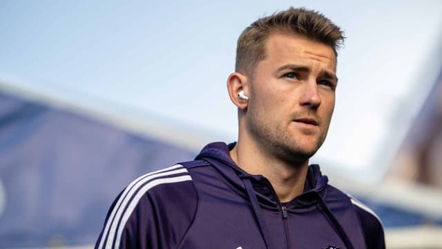 Team news for Manchester derby: United v City | 17 January 2026 | Manchester United - Featured Image