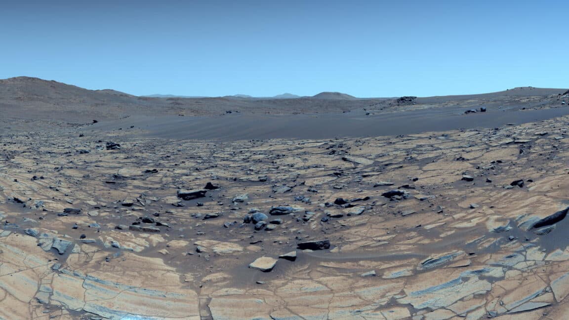 Ancient Mars was warm and wet, not cold and icy - Ars Technica - Featured Image