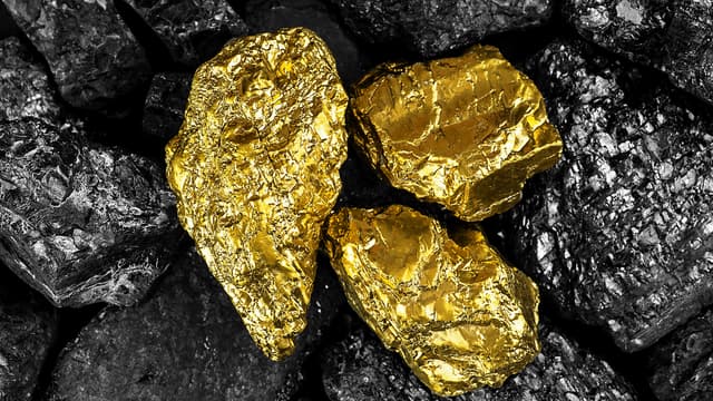 Physicists Converted Lead Into Gold - Here's How - Featured Image