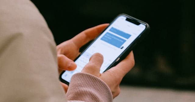 How Long Should You Wait to Text After a Date? | Psychology Today Australia - Featured Image