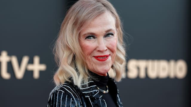 Catherine O'Hara, award-winning 'Home Alone,' 'Schitt's Creek' star, dies at 71 - Featured Image