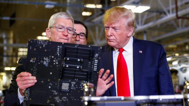 Trump, Apple announce additional $100 billion in new US investment amid tariff frenzy - Featured Image