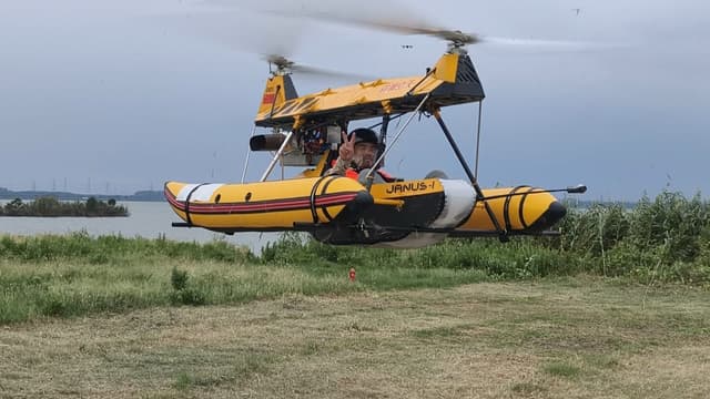 Janus flying suitcase helicopter - Featured Image