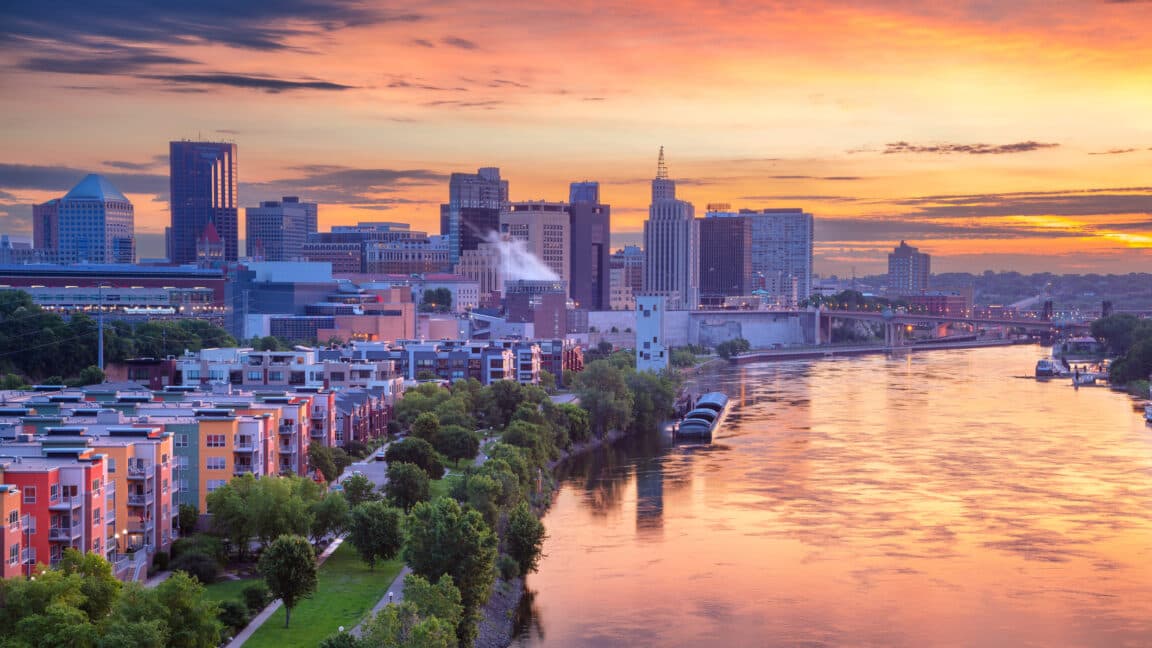 St. Paul, MN, was hacked so badly that the National Guard has been deployed - Featured Image