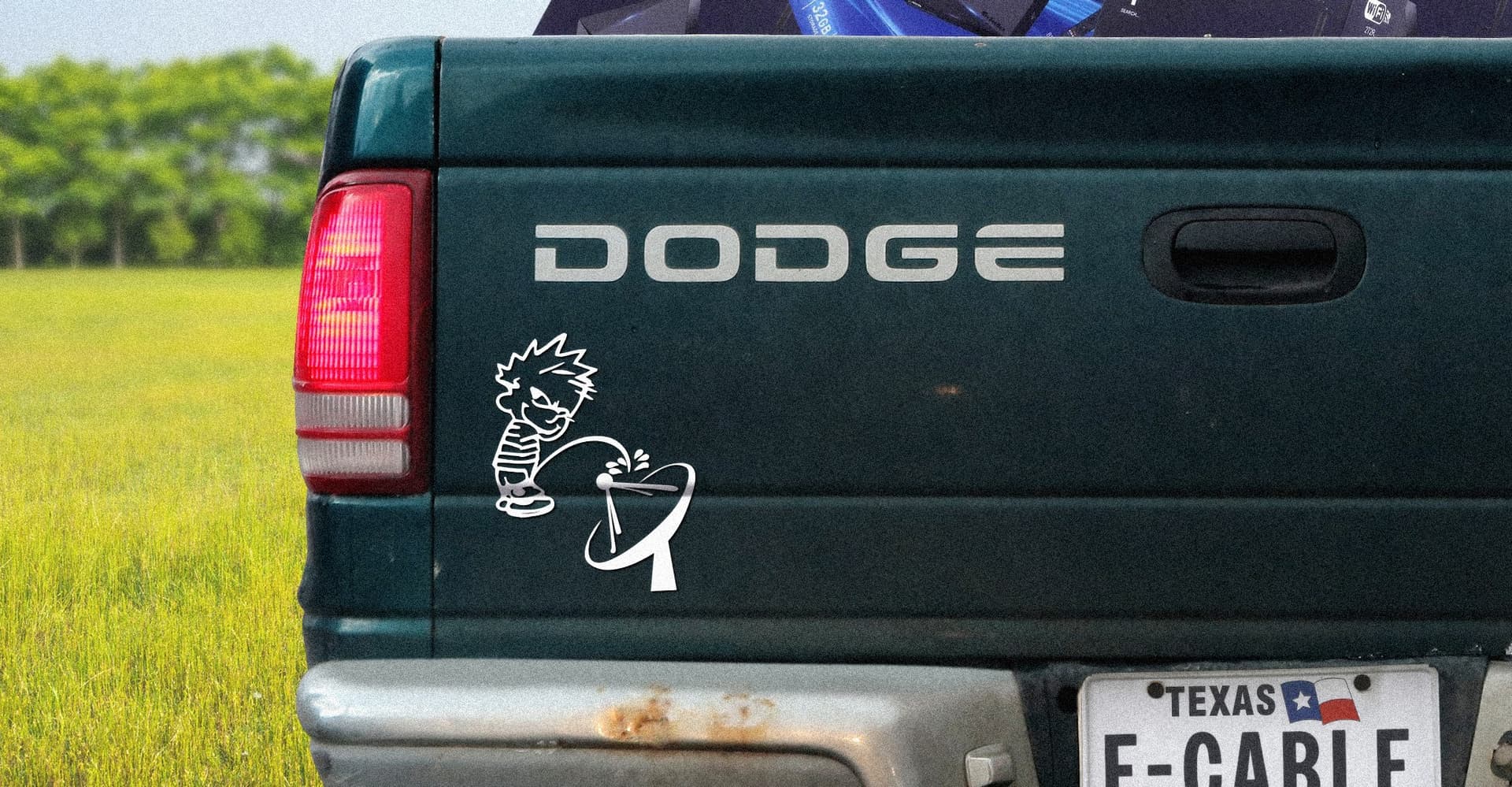 Stealing cable has evolved: the new face of TV piracy | The Verge - Featured Image