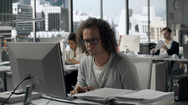 Anthropic's AI‑built C compiler is not all that impressive • The Register - Featured Image