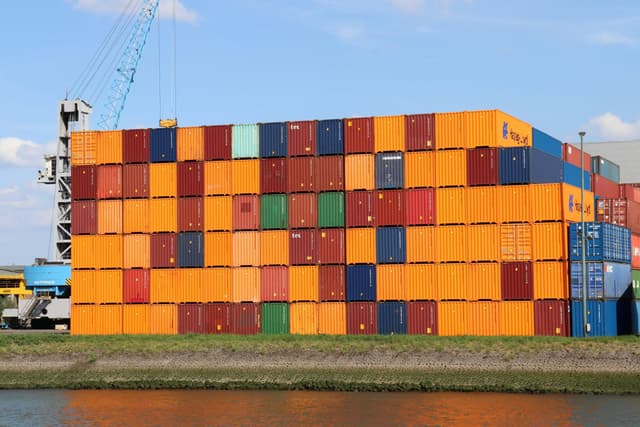 The hunt for truly zero-CVE container images - The New Stack - Featured Image