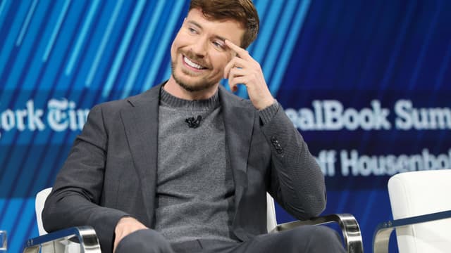 YouTube star MrBeast buys youth-focused financial services app Step  - Featured Image