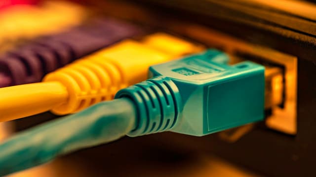 5 Linux servers that let you ditch the public cloud and reclaim your privacy - for free | ZDNET - Featured Image