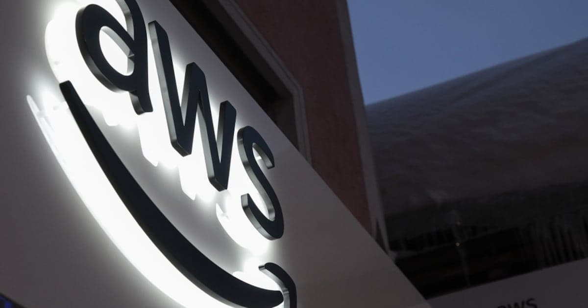 Amazon cloud outage reaches Canadians, Wealthsimple among businesses affected - Featured Image