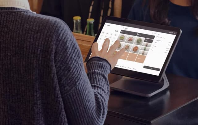 Square rolls out a faster, tougher second generation Square Register - Featured Image