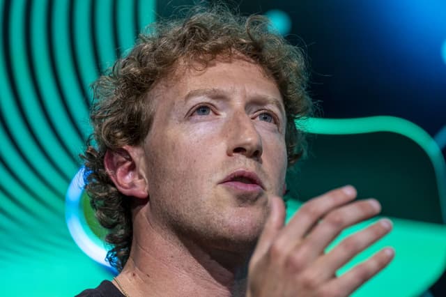 Zuckerberg signals Meta won't open source all of its 'superintelligence' AI models - Featured Image