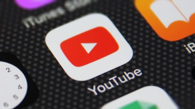 YouTube beefs up its $7.99/month Lite subscription with offline downloads and background play | TechCrunch - Featured Image
