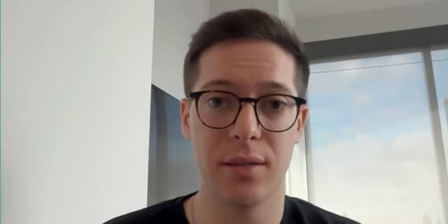 Scientists and AI Leaders Respond to Matt Shumer's Viral Essay - Business Insider - Featured Image