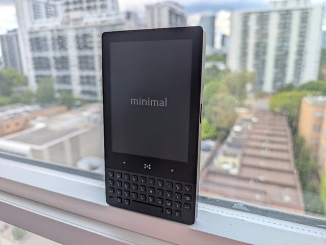 My phone is an ereader now - Featured Image