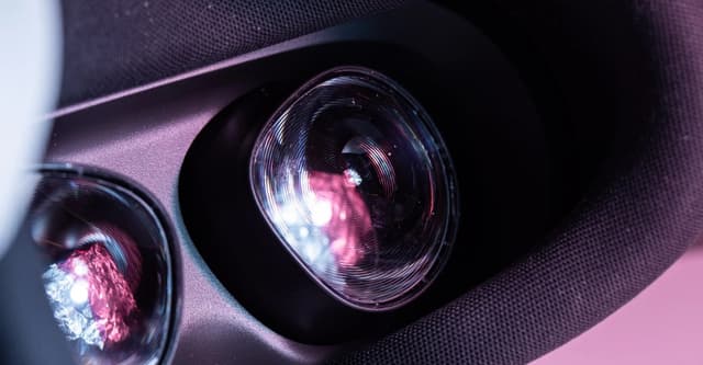 Facebook is starting to feed its AI with private, unpublished photos - Featured Image