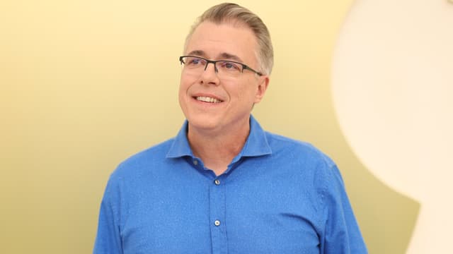 Vince Gilligan Is Working on ‘Pluribus’ Season 2, But Cautions He Won’t Be as Quick as ‘The Pitt’ - Featured Image