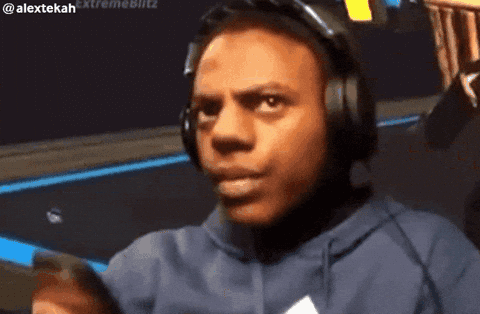 Teenager's Hilarious VR Immersion in Store Goes Wild Online