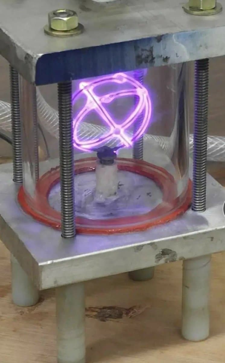 SunEater Labs Achieves Plasma in Custom Setup