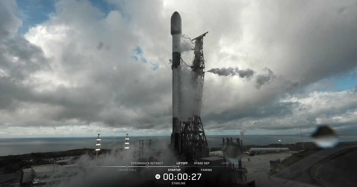 SpaceX reportedly scrubs Starlink 15-15 launch before fueling · Digg
