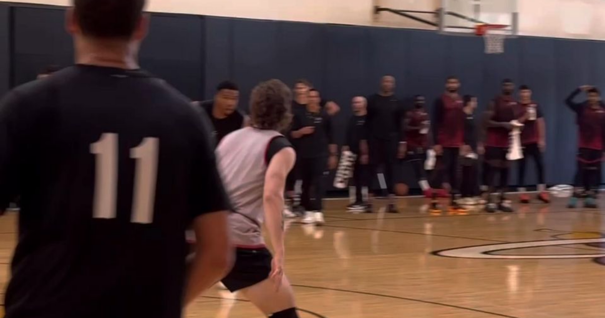 Klay Thompson's Miami Heat debut set for October 21, 2026 · Digg