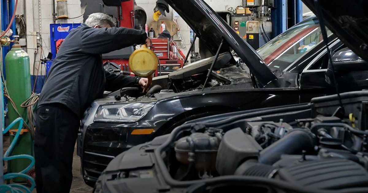 High-tech vehicles are driving up auto repair costs · Digg